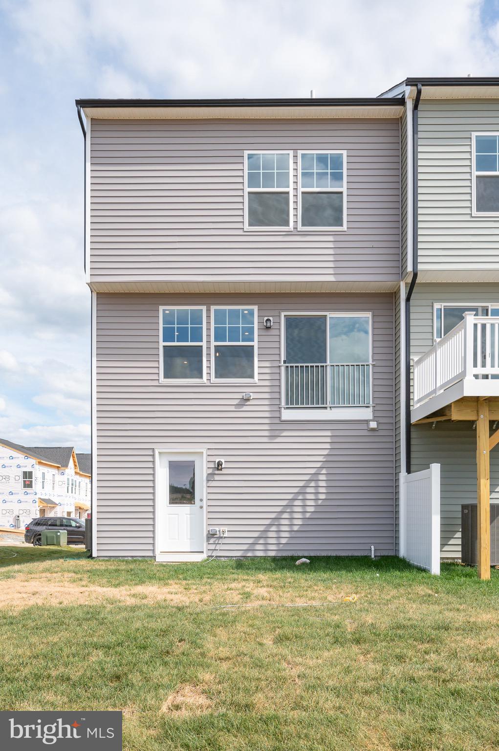 KING'S CROSSING - Residential Lease