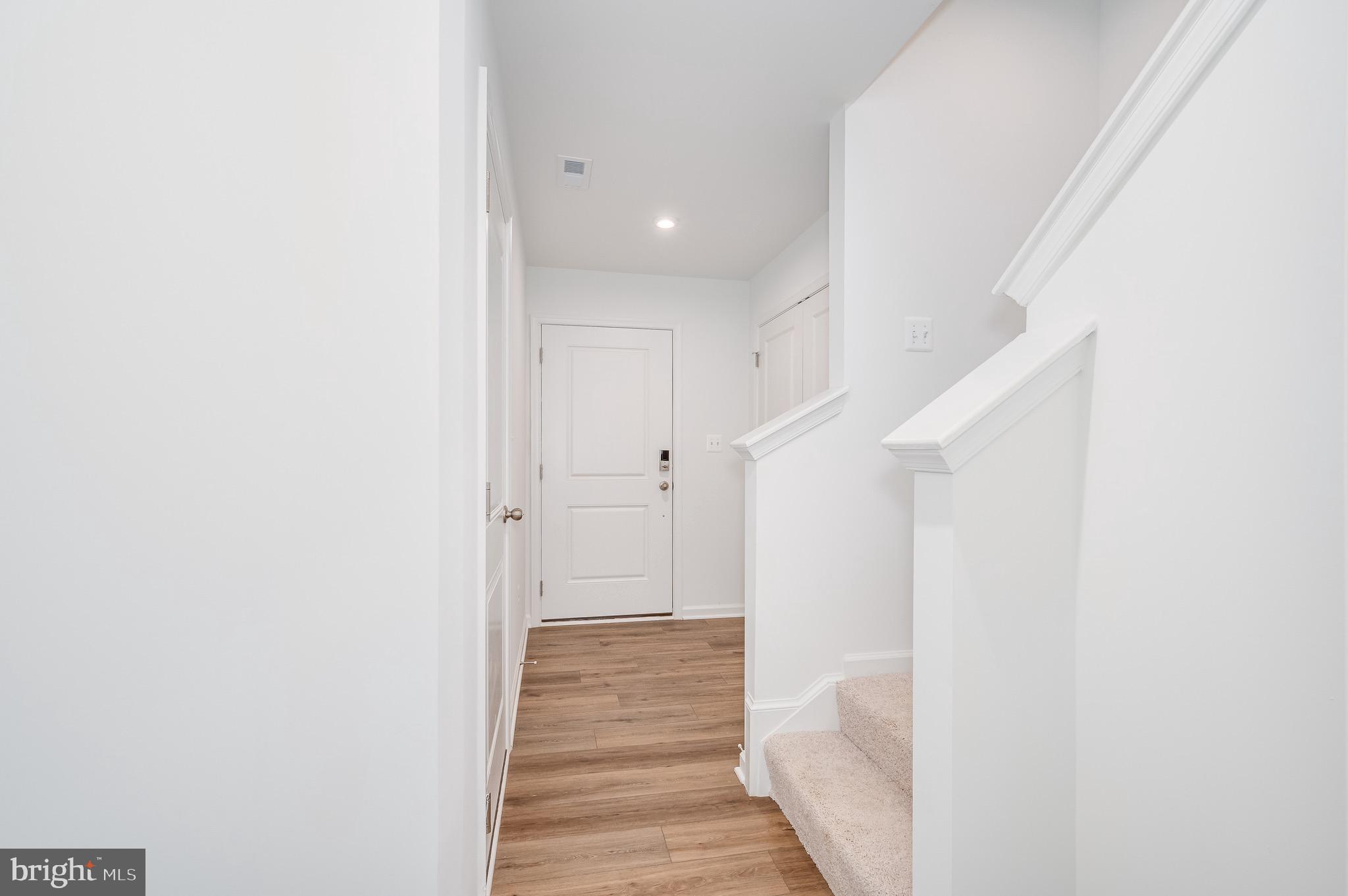 KING'S CROSSING - Residential Lease