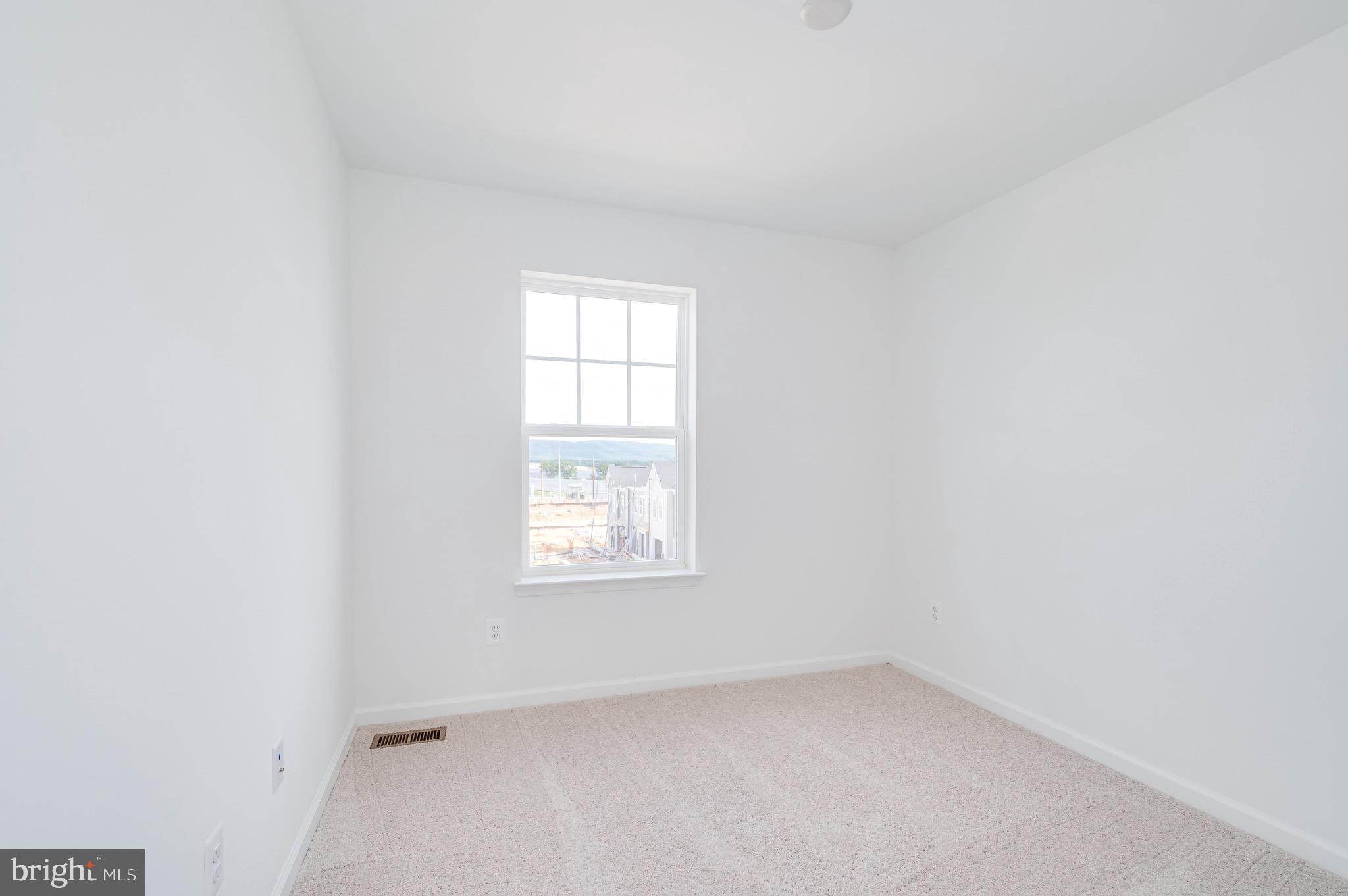 KING'S CROSSING - Residential Lease