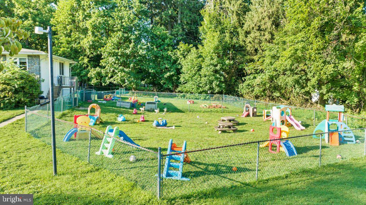 PAOLI MANOR - Commercial Sale