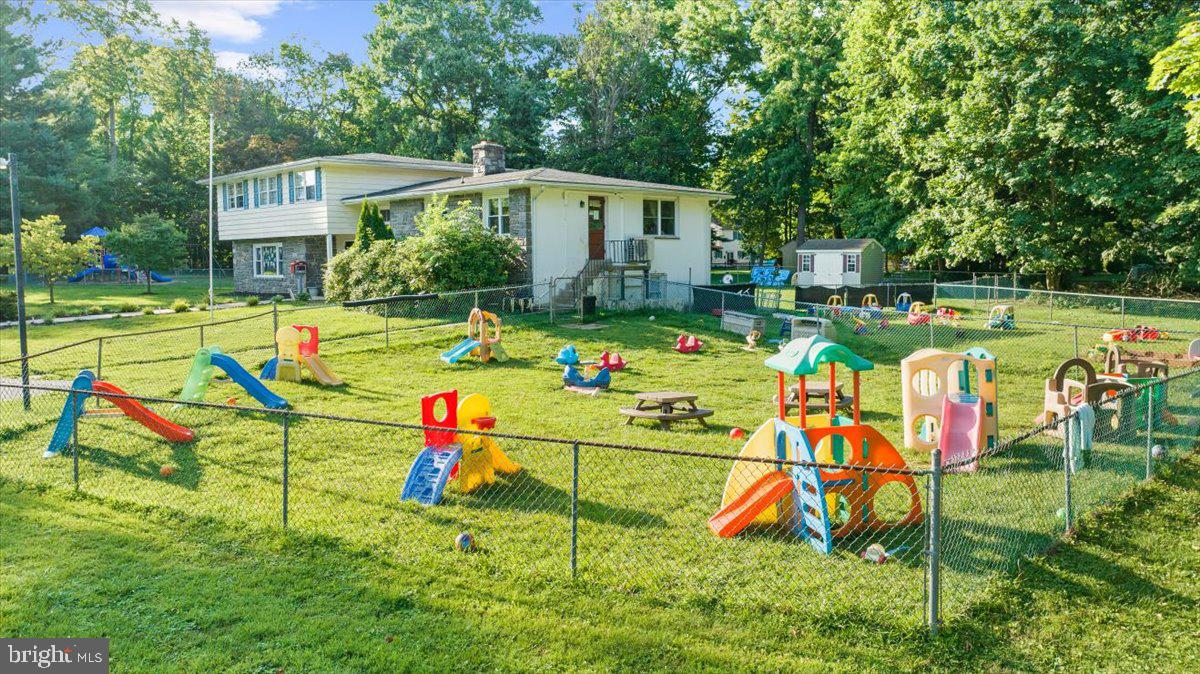 PAOLI MANOR - Commercial Sale