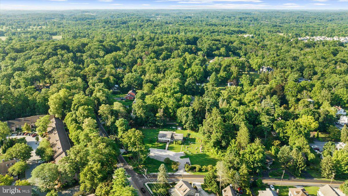 PAOLI MANOR - Commercial Sale