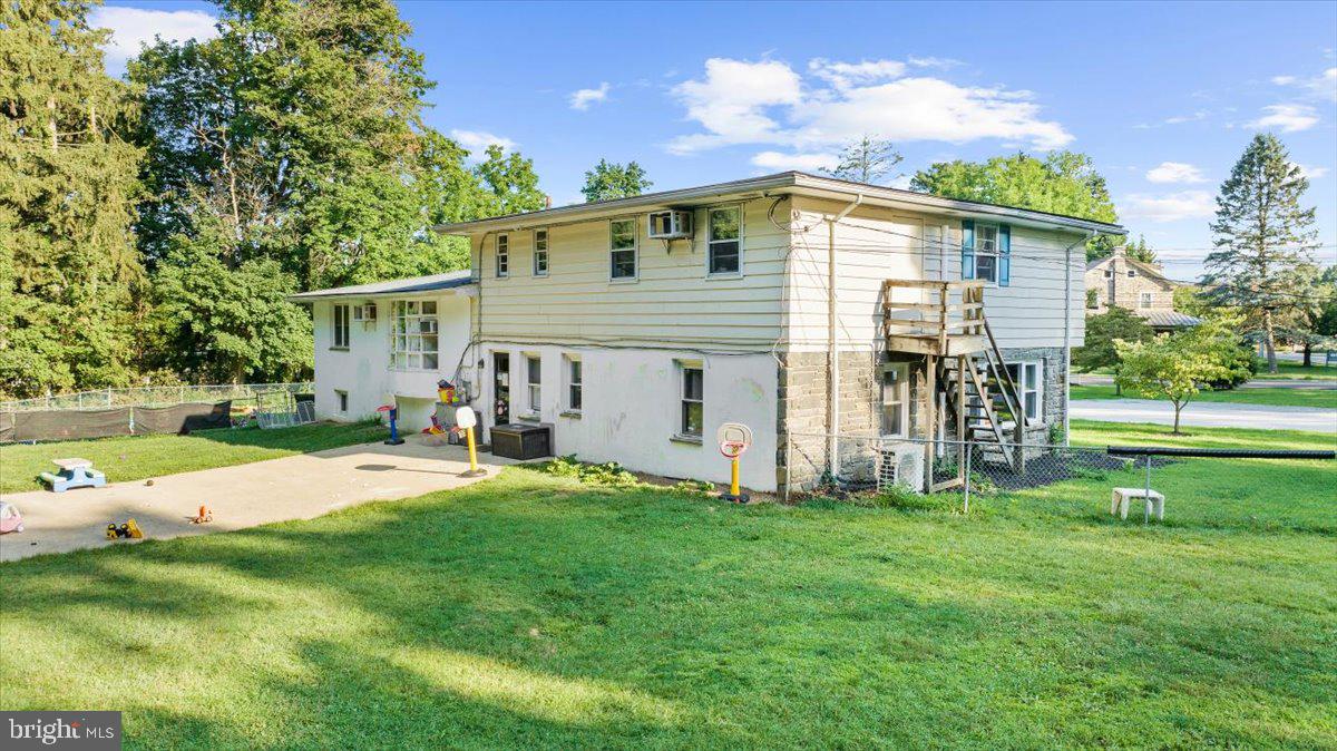 PAOLI MANOR - Commercial Sale