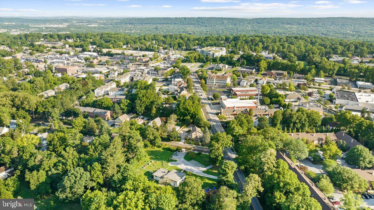 PAOLI MANOR - Commercial Sale