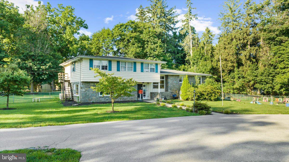 PAOLI MANOR - Commercial Sale