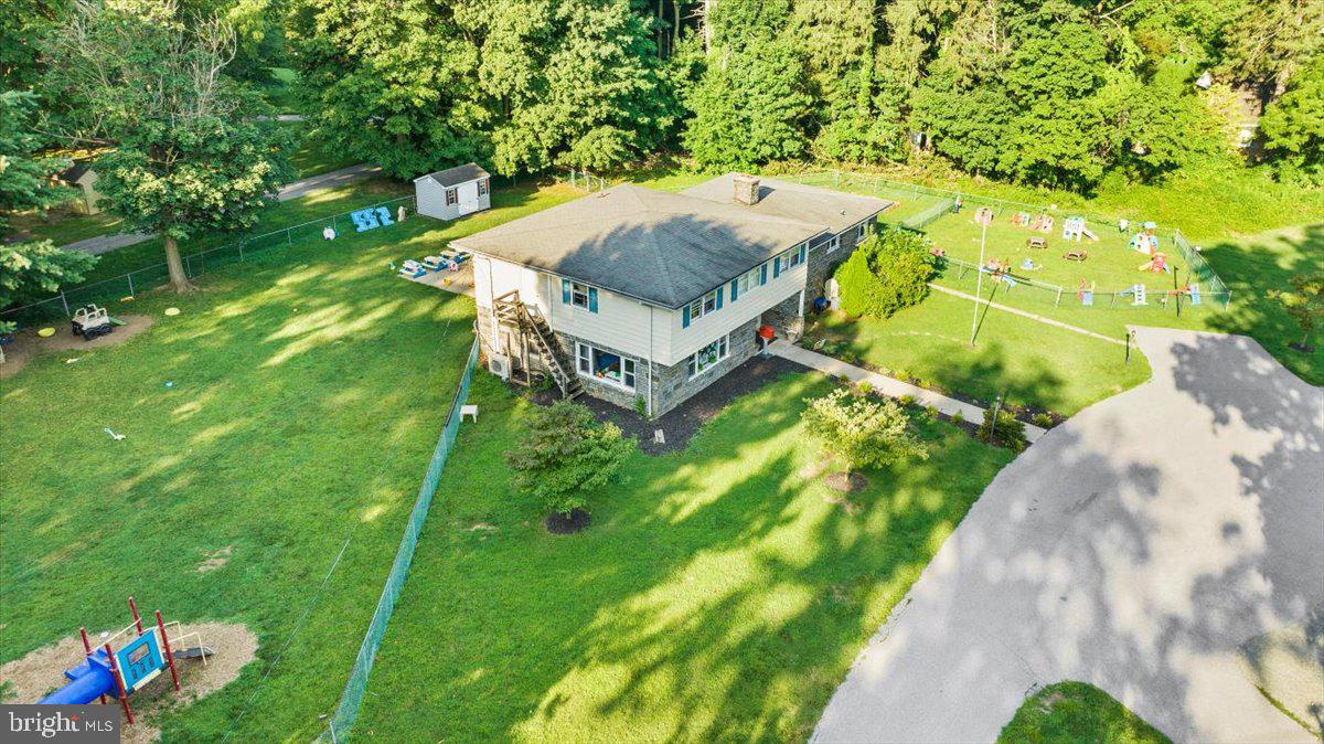 PAOLI MANOR - Commercial Sale