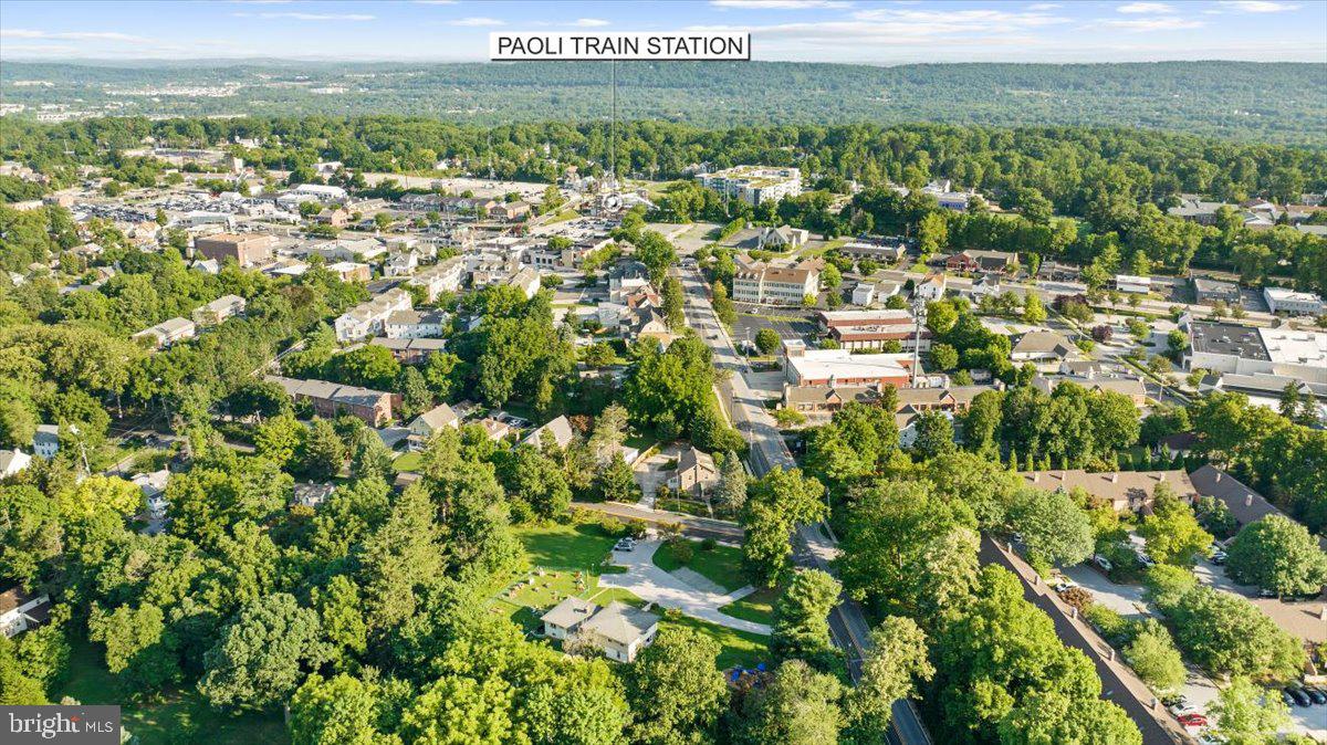 PAOLI MANOR - Commercial Sale