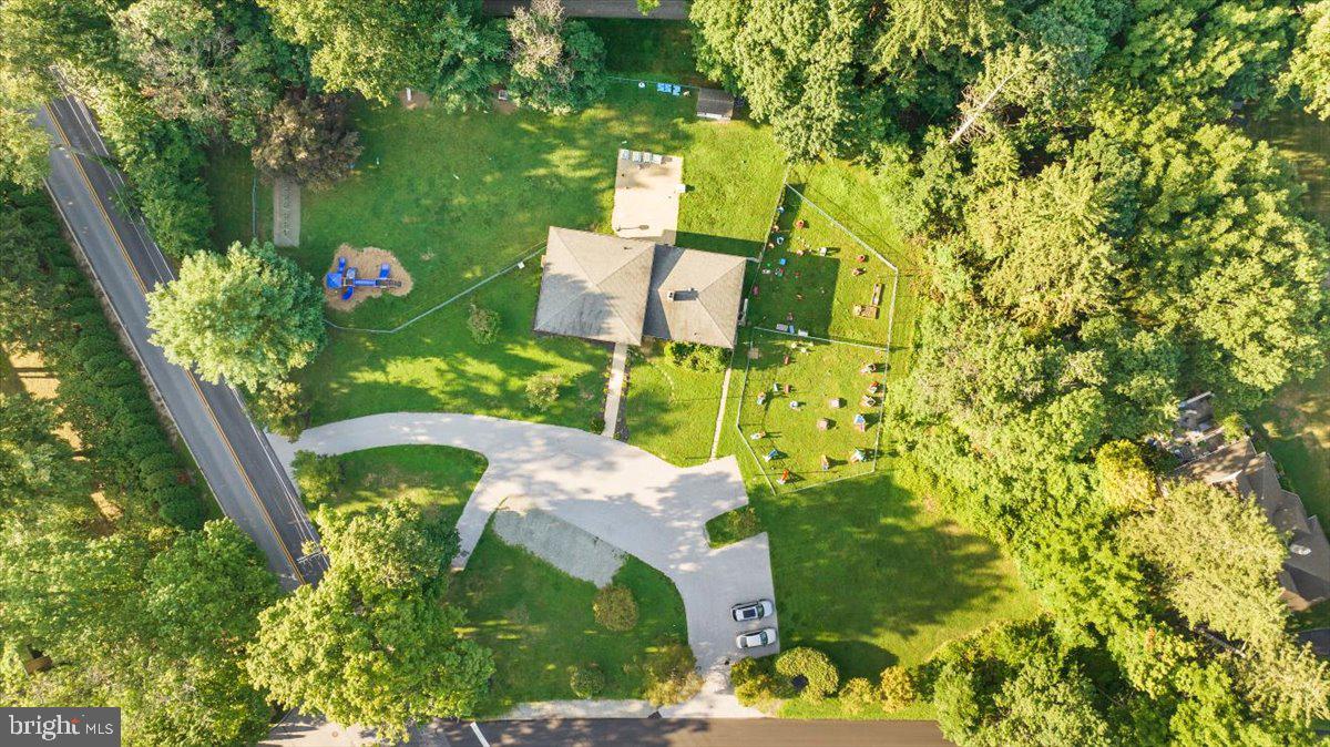 PAOLI MANOR - Commercial Sale