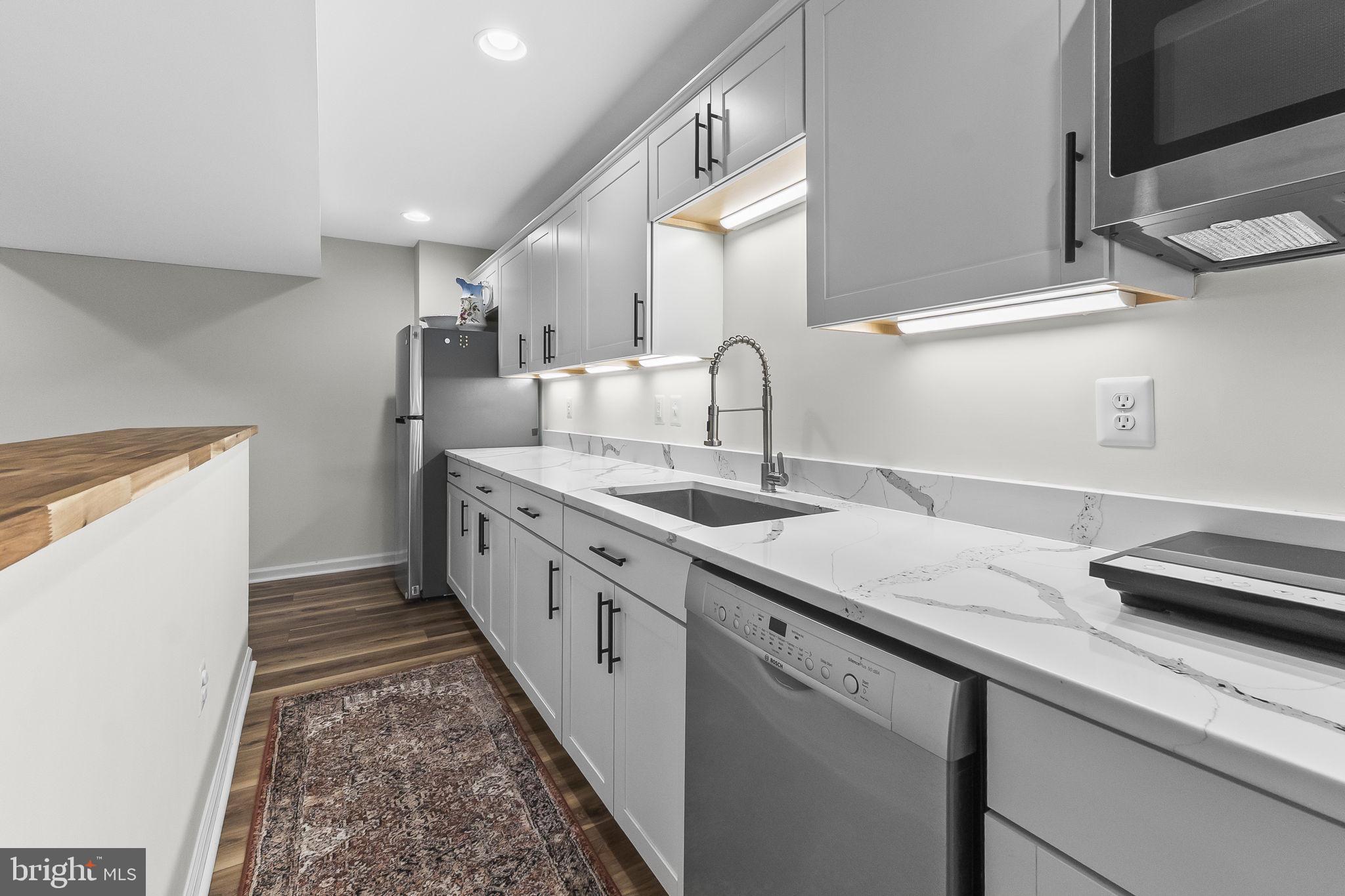 BROOKSIDE - Residential