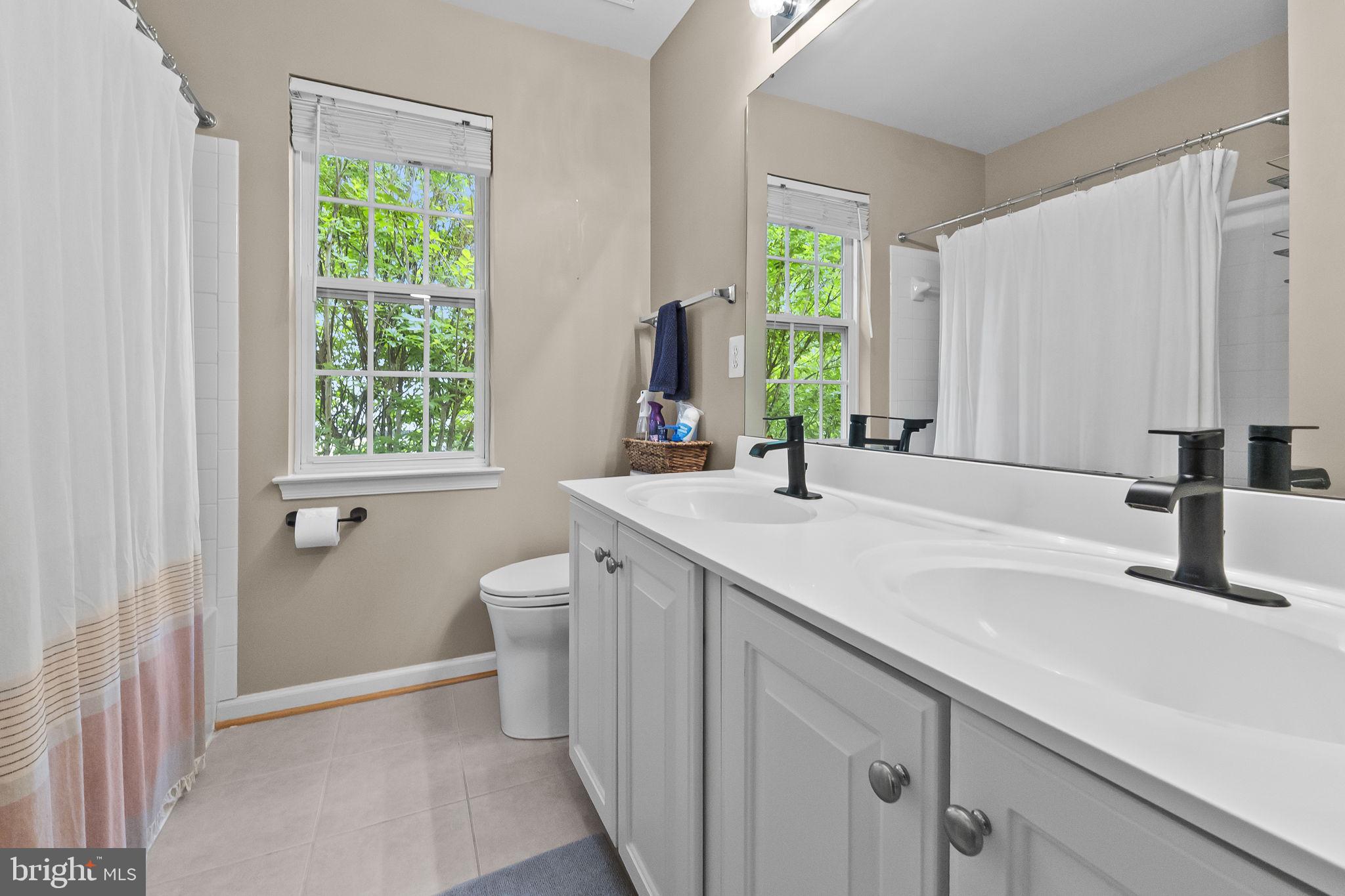 BROOKSIDE - Residential