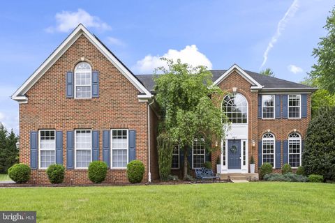 Photo of 6857 Emma Court, WARRENTON, VA 20187 (MLS # VAFQ2021340)