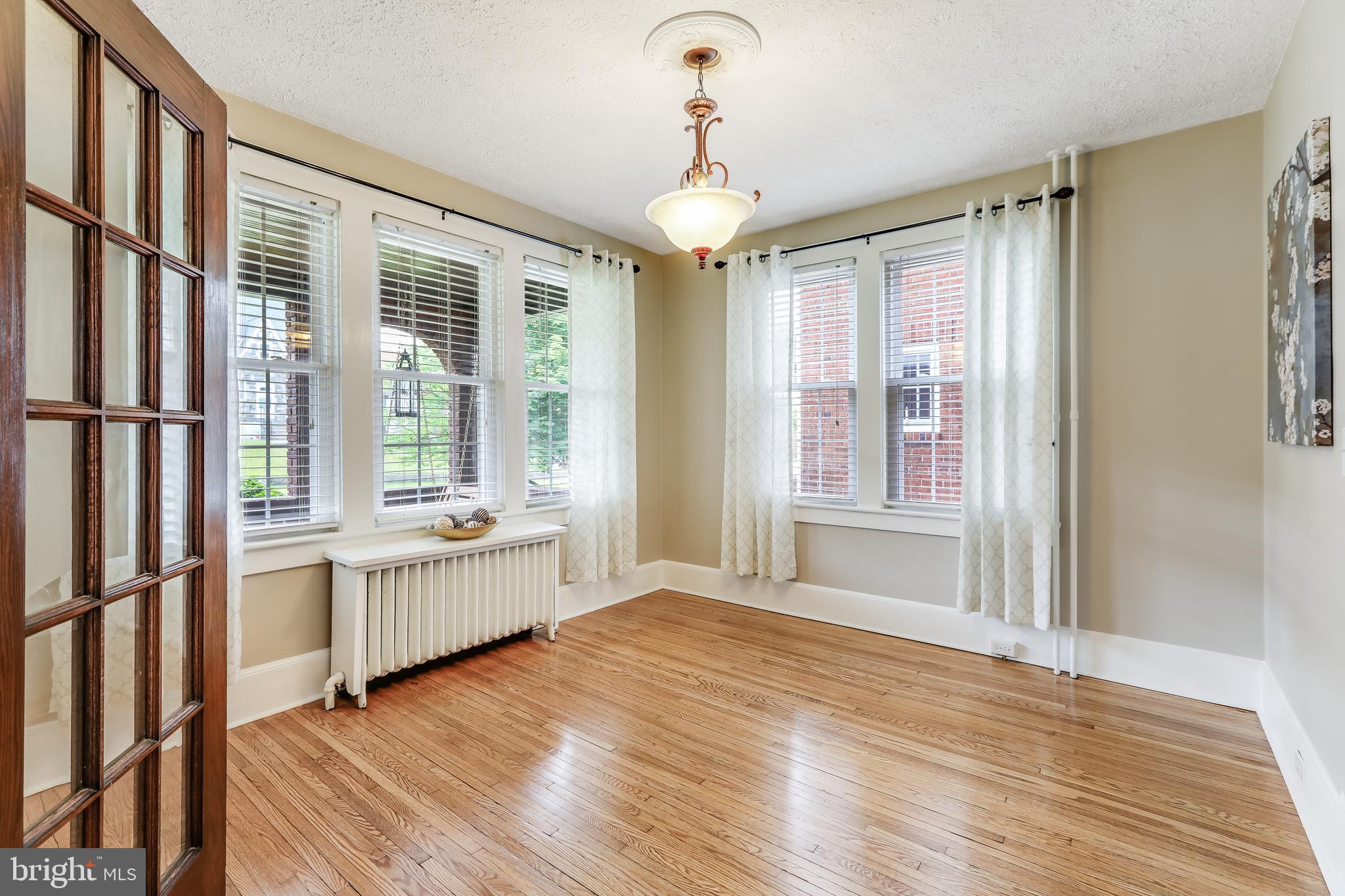 JOHNSON HEIGHTS - Residential