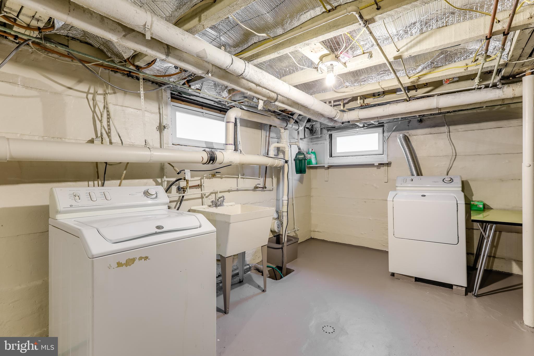 JOHNSON HEIGHTS - Residential