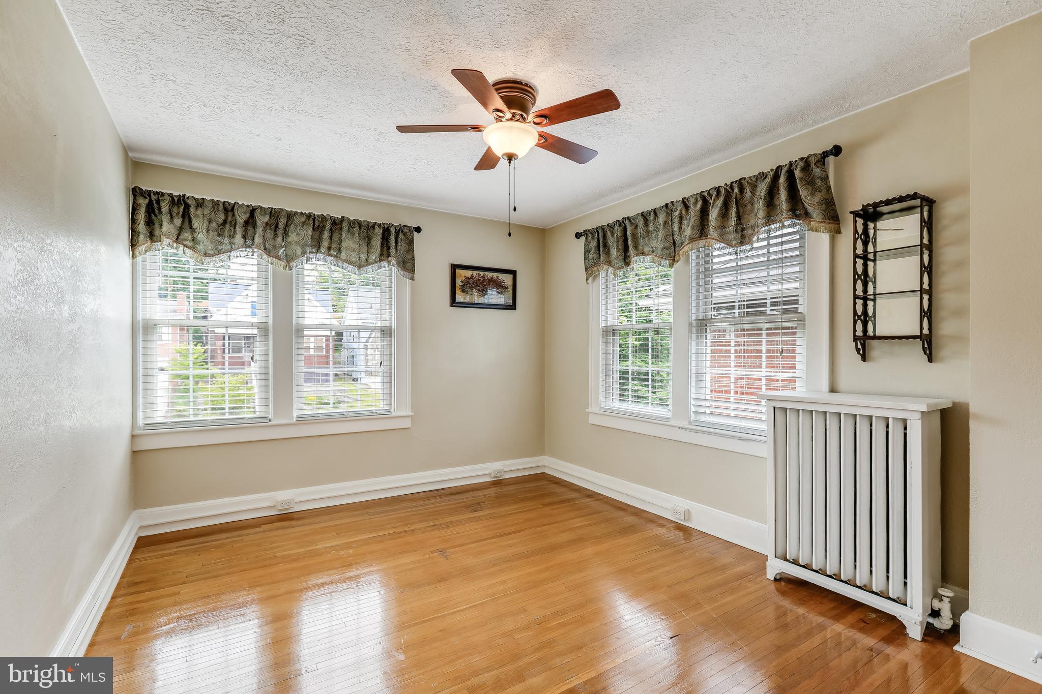 JOHNSON HEIGHTS - Residential