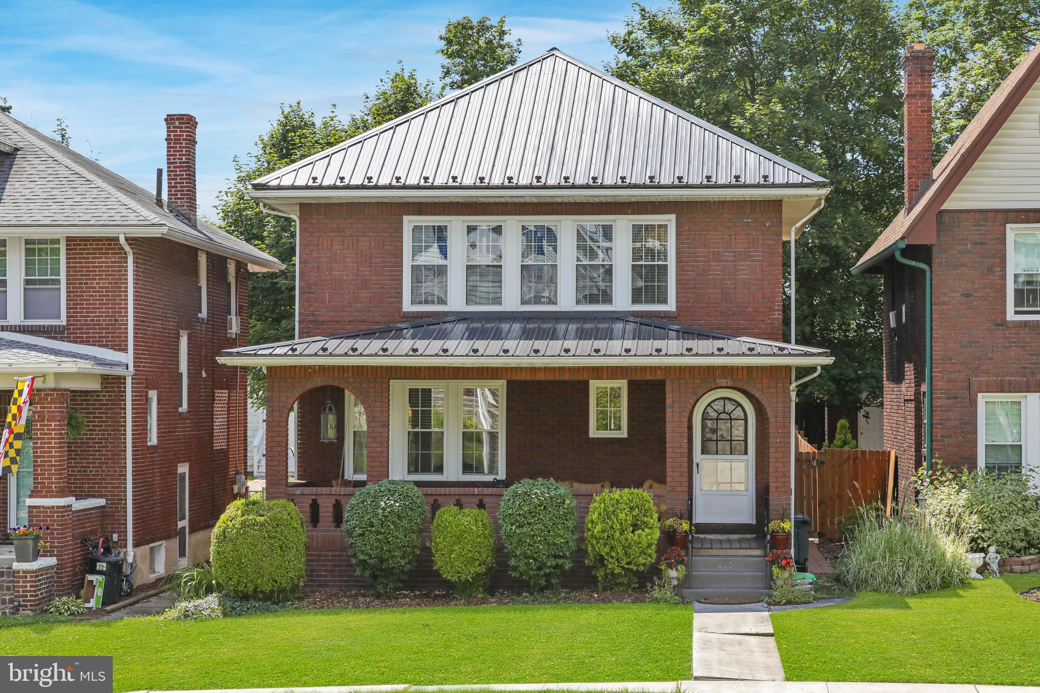 JOHNSON HEIGHTS - Residential