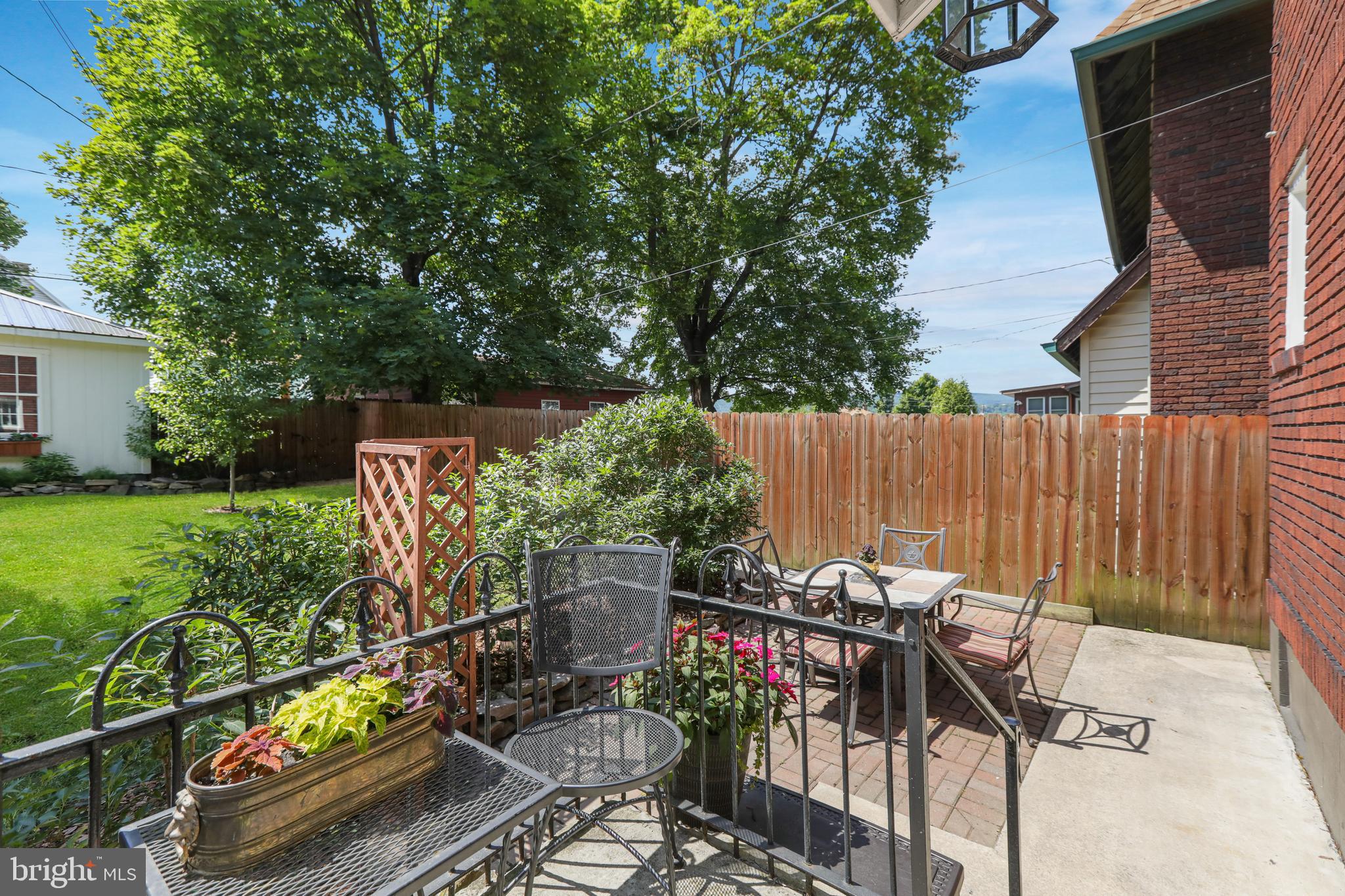 JOHNSON HEIGHTS - Residential