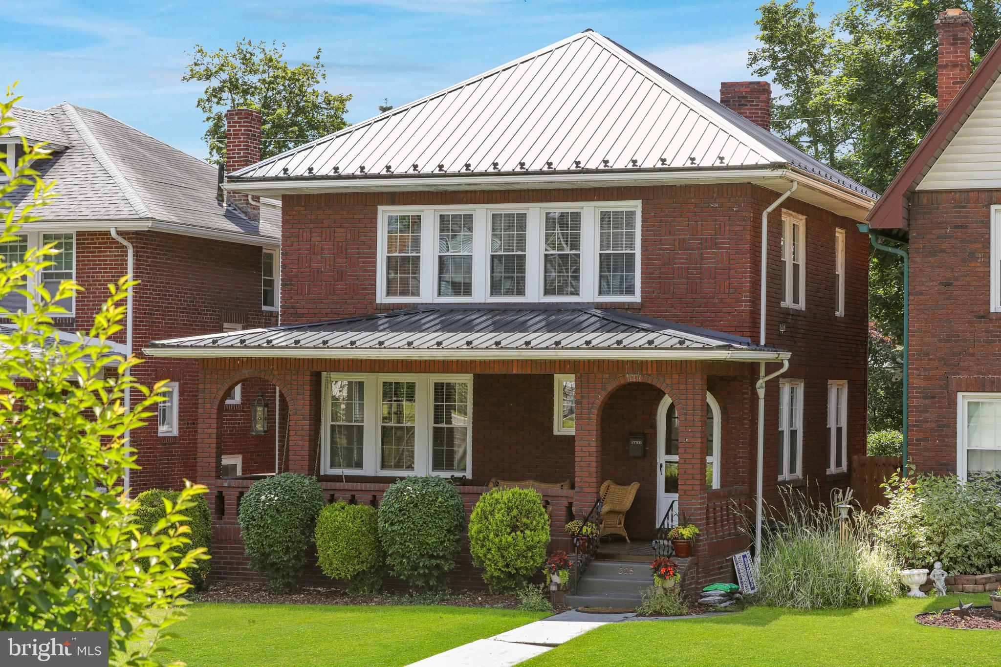 JOHNSON HEIGHTS - Residential