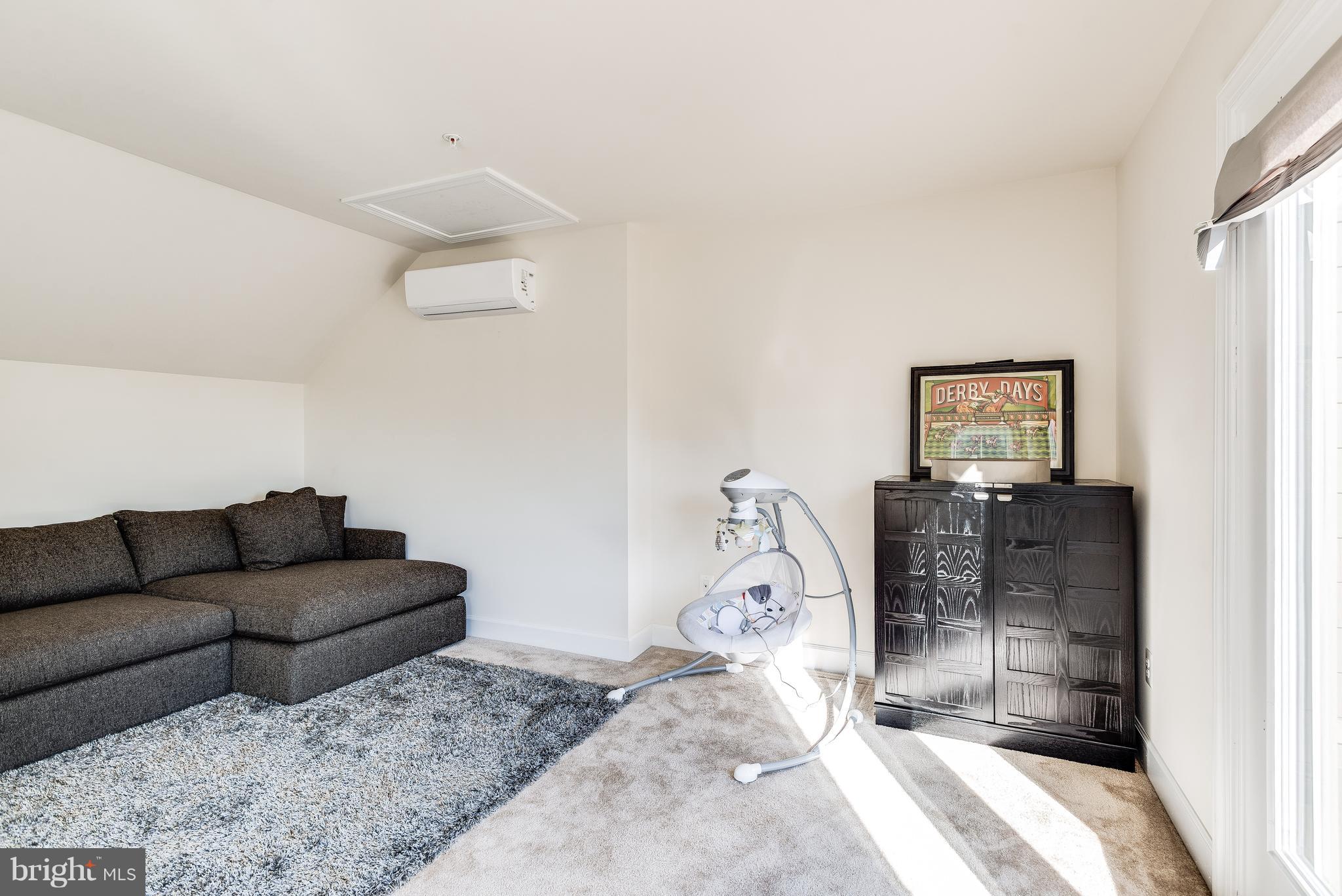 RIVERDALE PARK STATION - Residential Lease