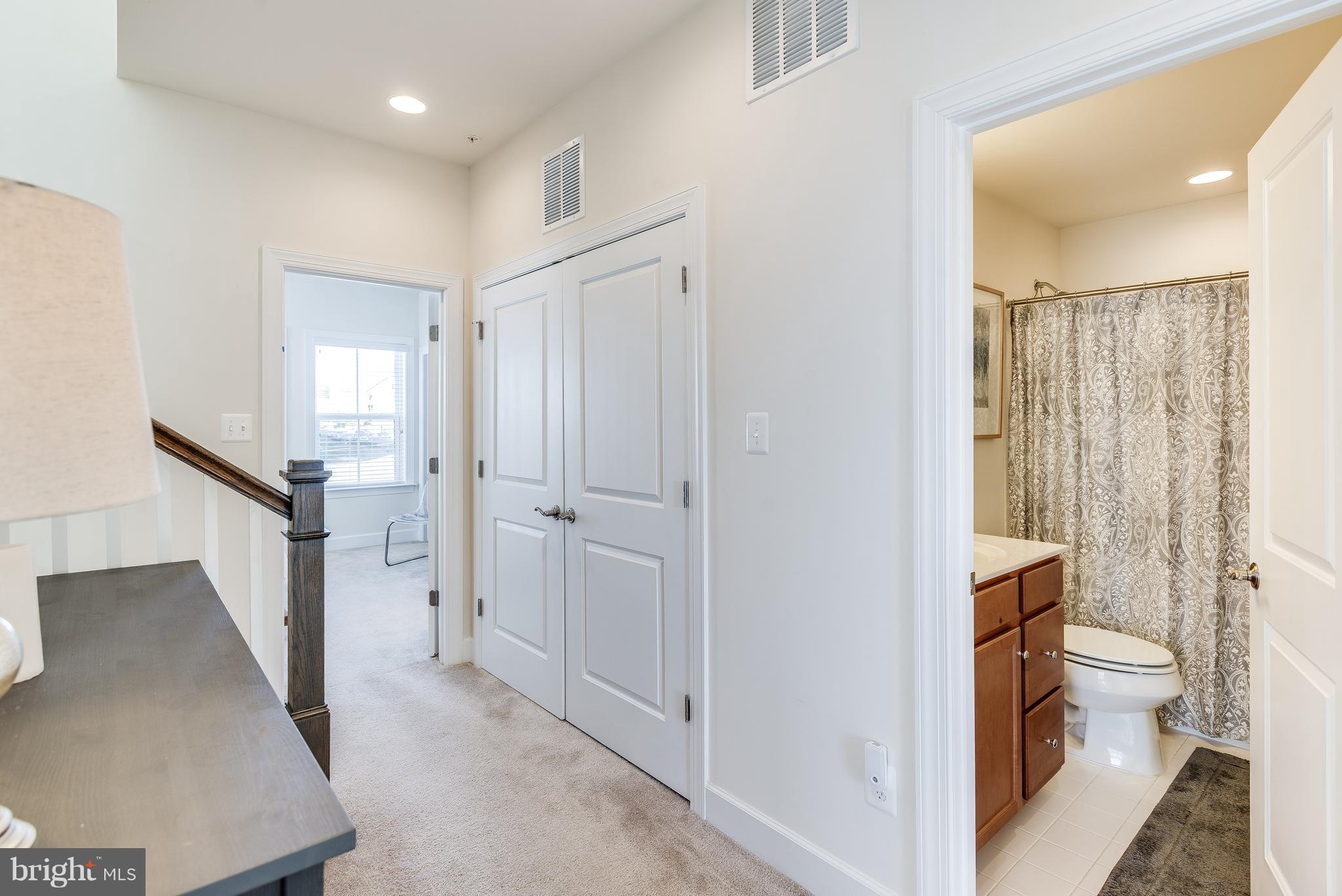 RIVERDALE PARK STATION - Residential Lease