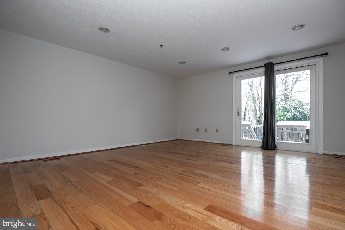 THE BLUFFS AT DEEP CREEK - Residential