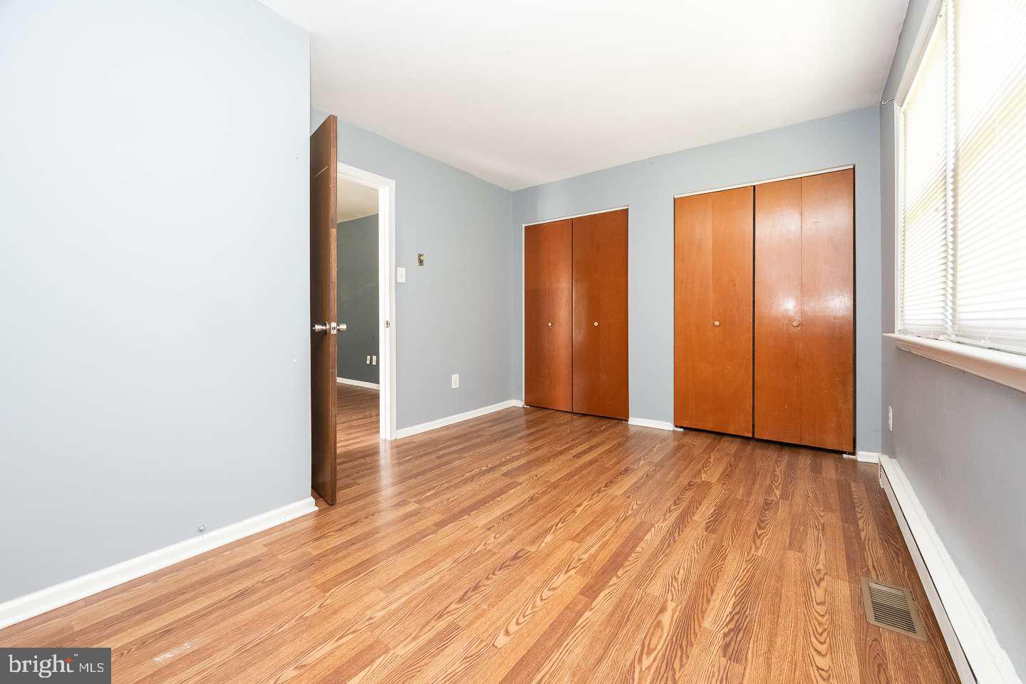 WHITELAND GLEN - Residential Income