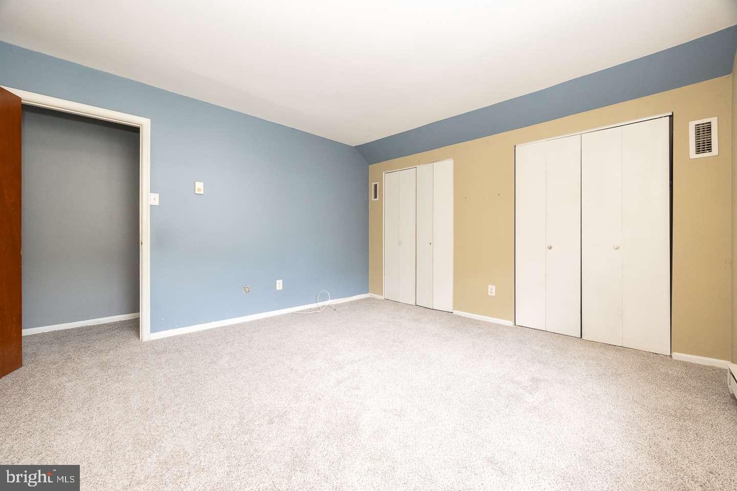 WHITELAND GLEN - Residential Income