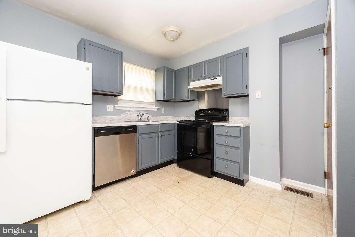 WHITELAND GLEN - Residential Income