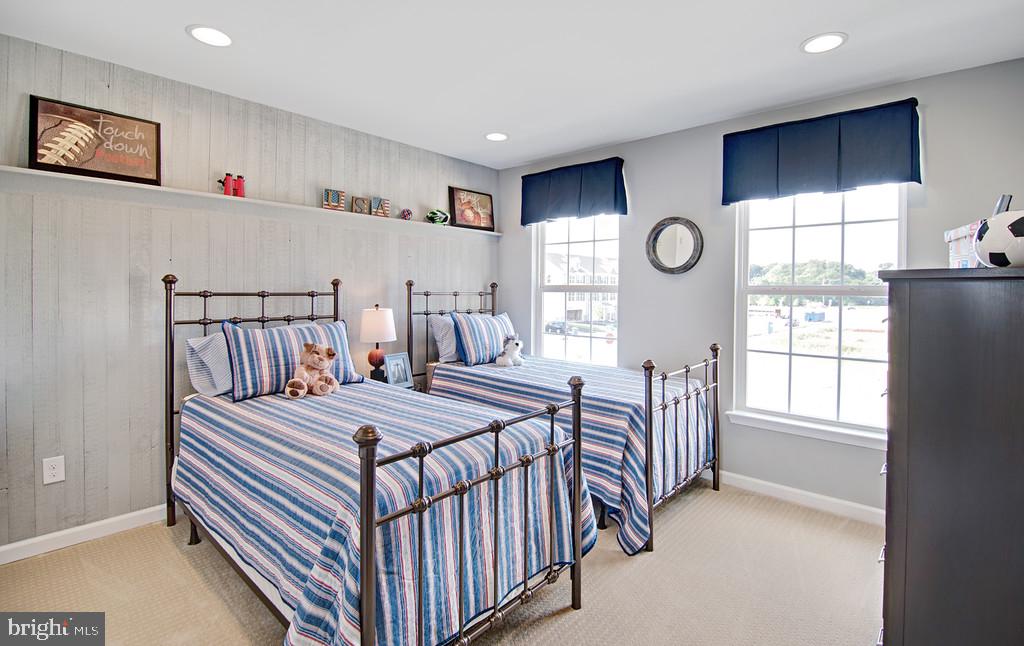 PONDS OF ODESSA - Residential