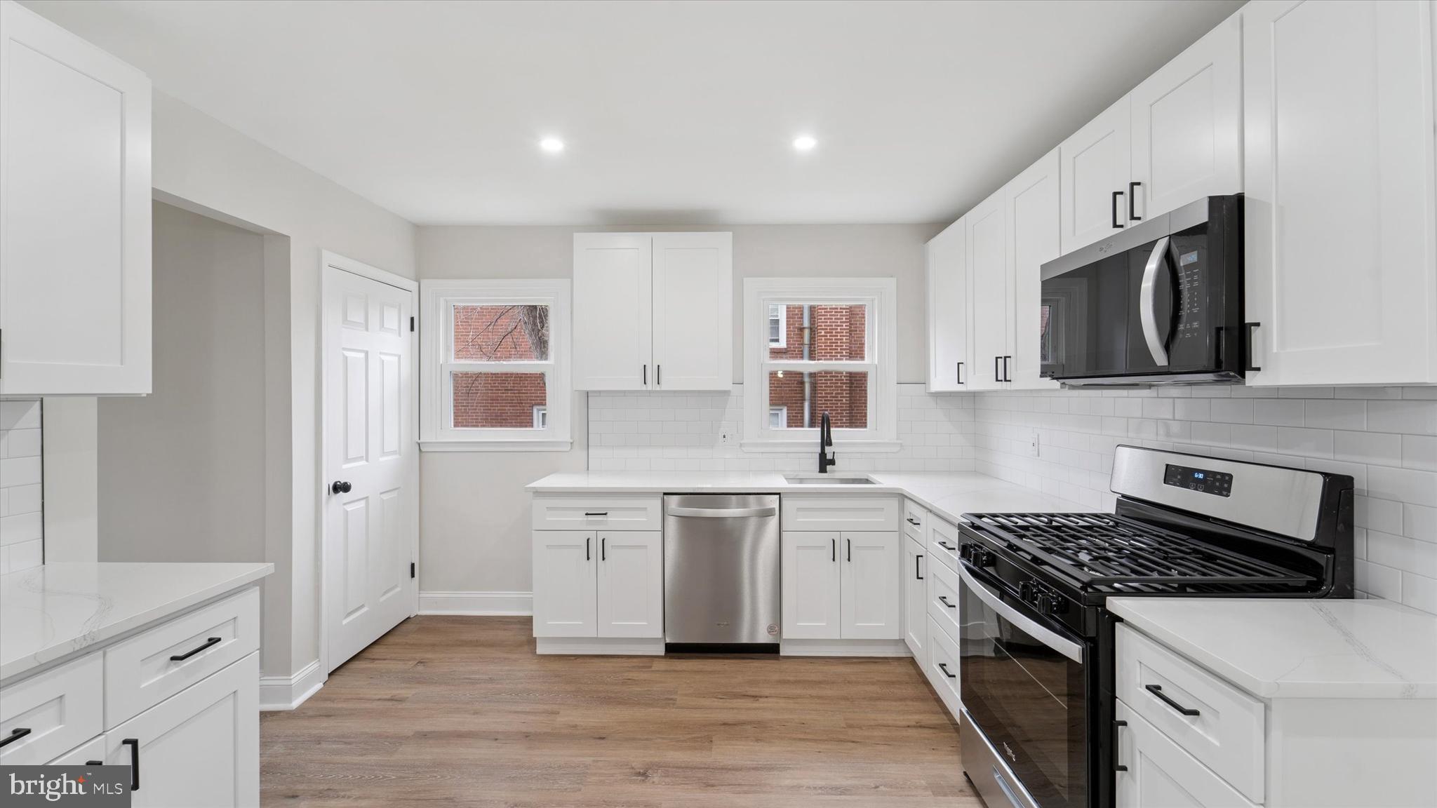 SCENIC HILLS - Residential