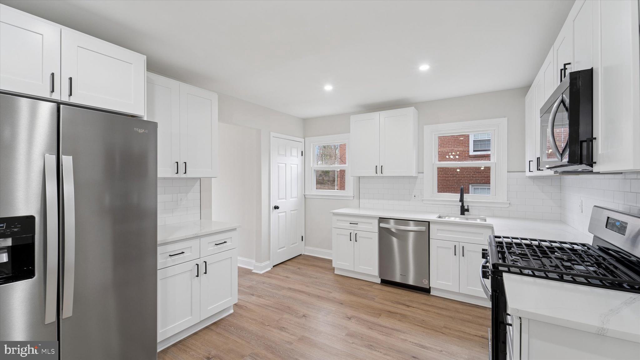 SCENIC HILLS - Residential