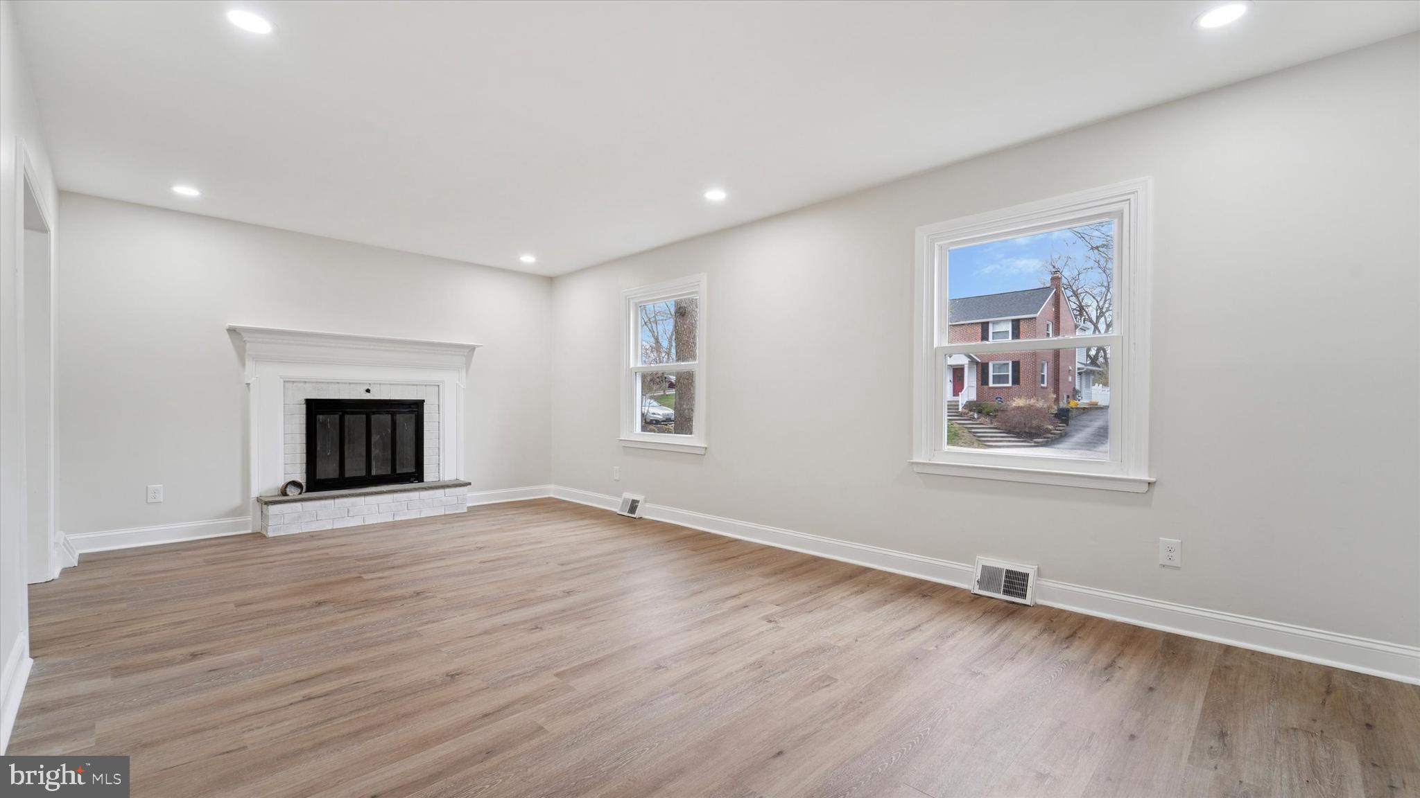 SCENIC HILLS - Residential