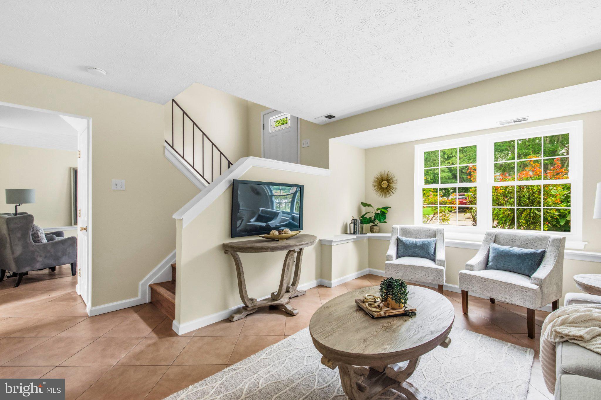 5518 BERKLEY MANOR LANE