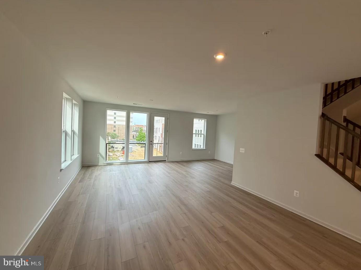 NEABSCO COMMONS - Residential