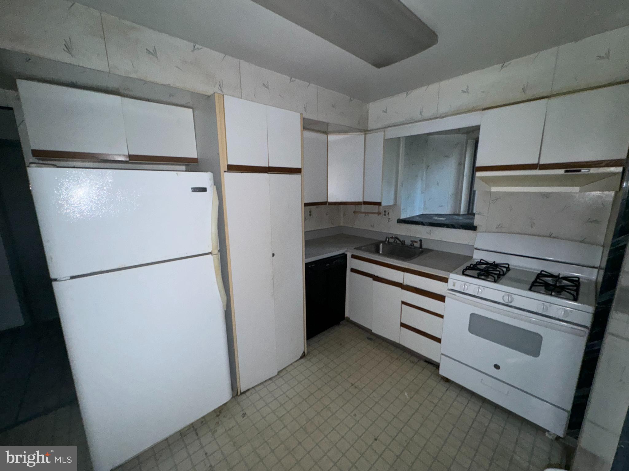 ROCKLAND RUN - Residential