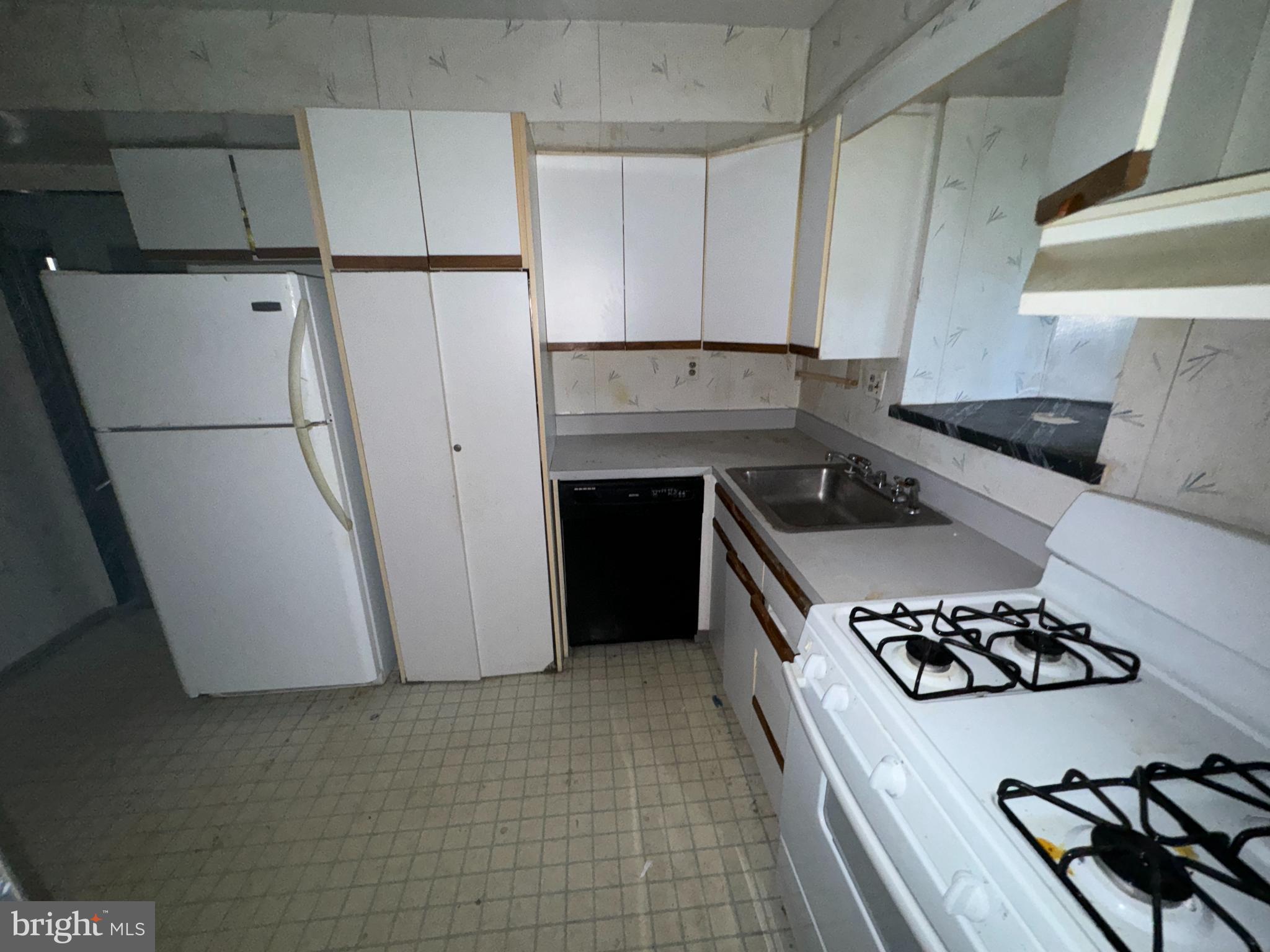 ROCKLAND RUN - Residential