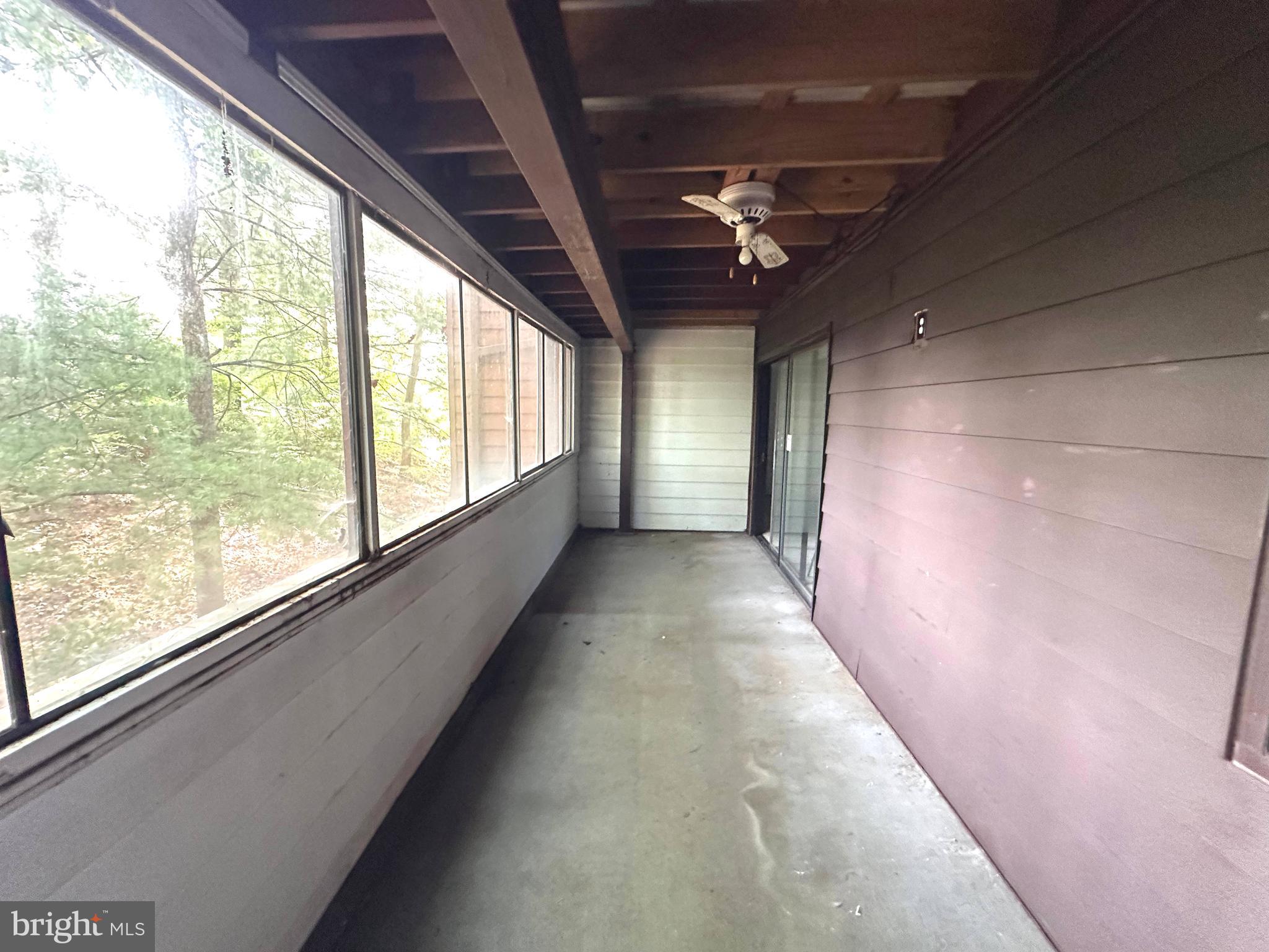 ROCKLAND RUN - Residential