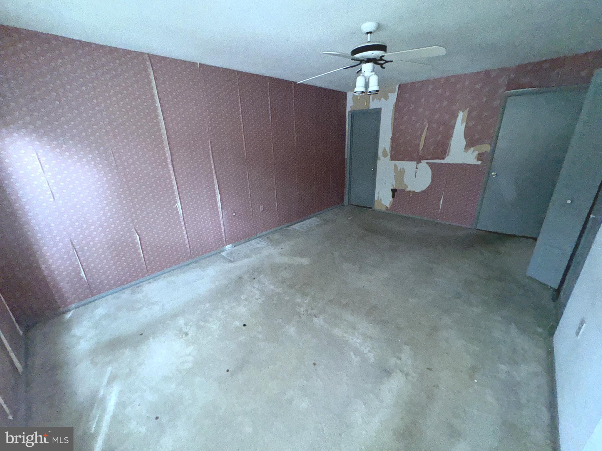 ROCKLAND RUN - Residential