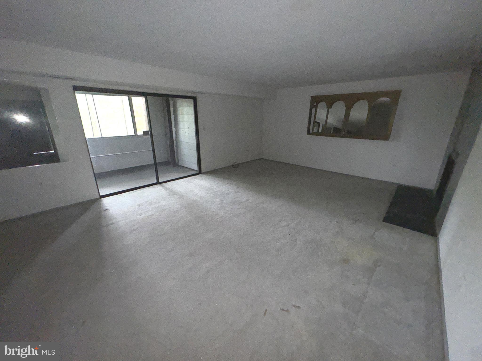 ROCKLAND RUN - Residential