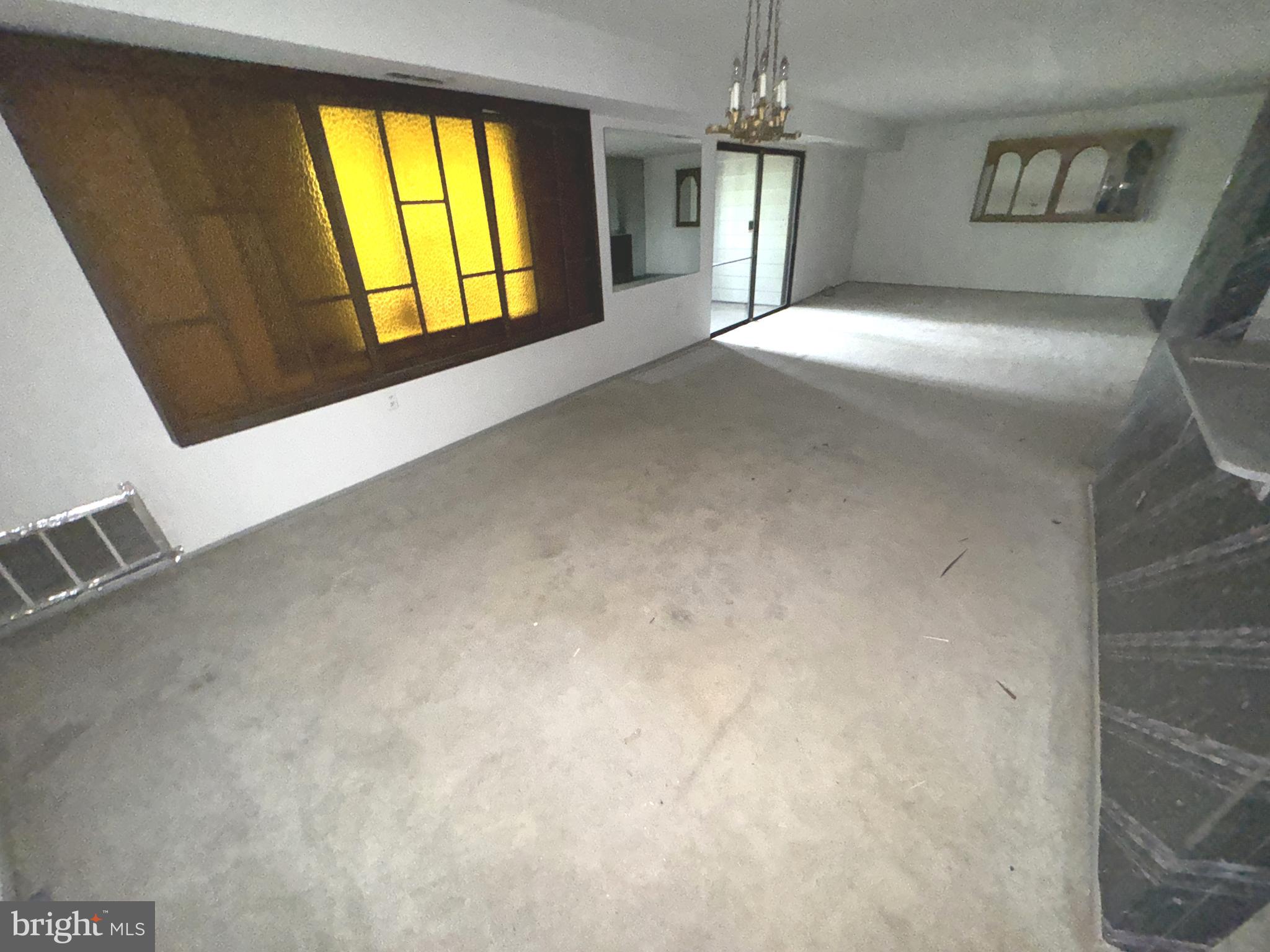 ROCKLAND RUN - Residential