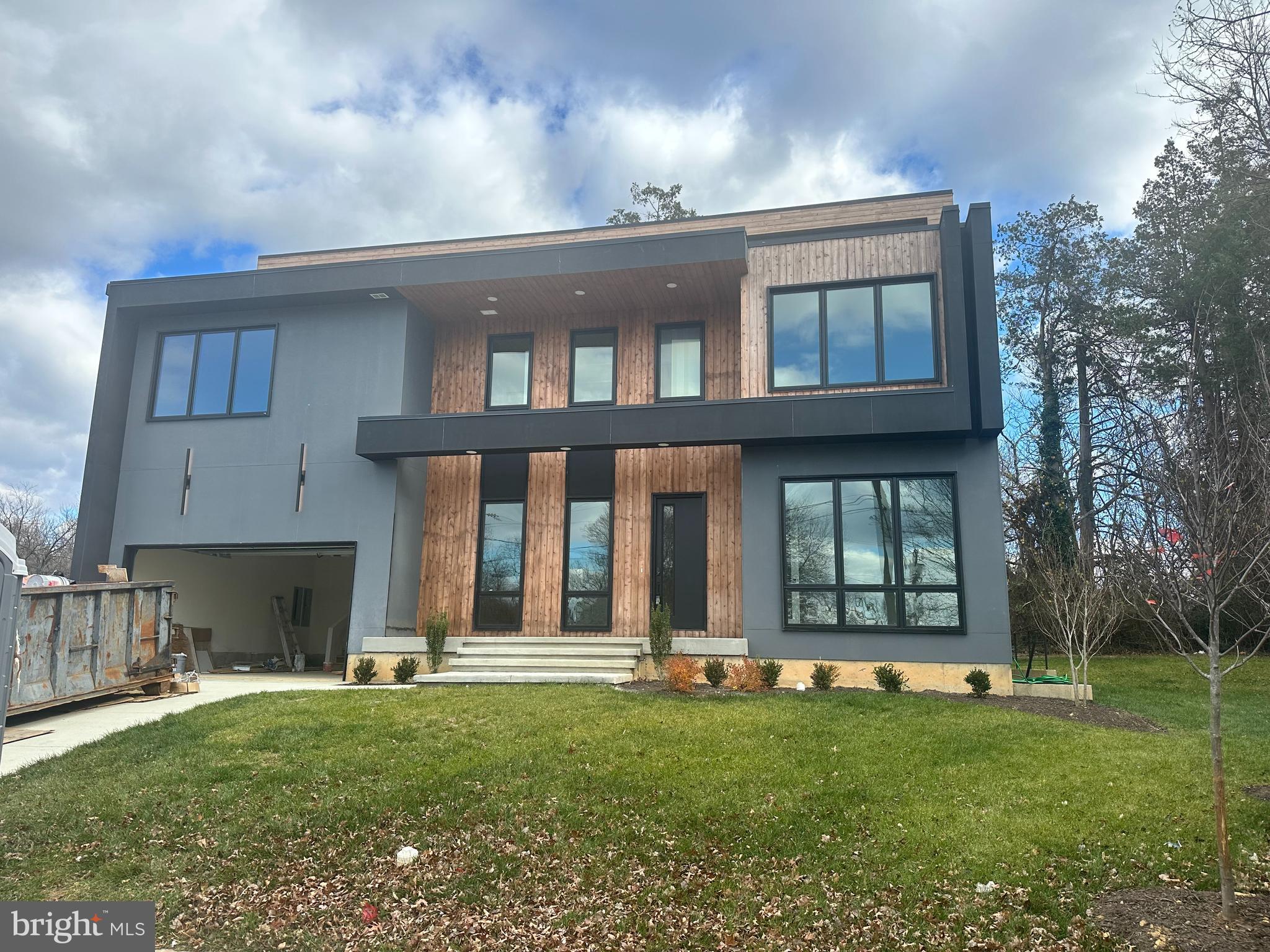 DUNN LORING WOODS - Residential