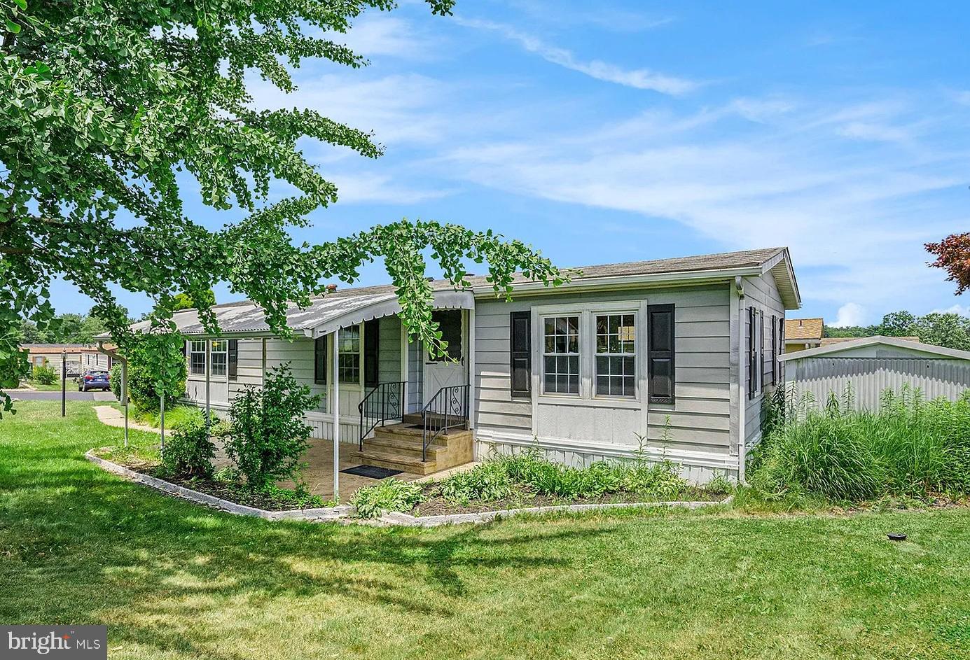 56 NESHAMINY FALLS CIRCLE