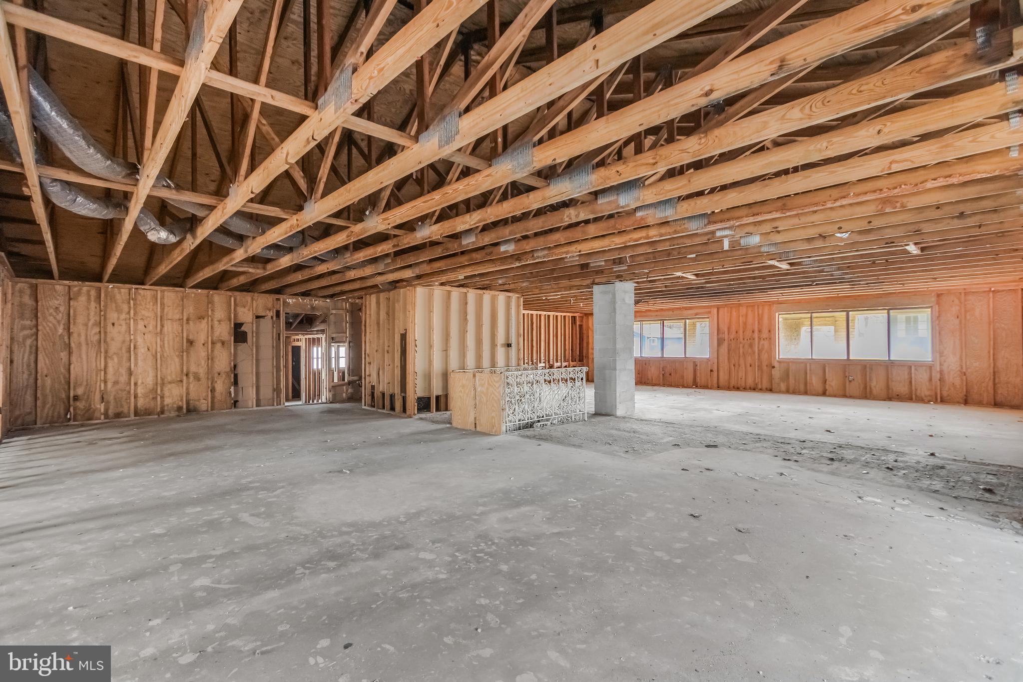 OYSTER HARBOR - Residential