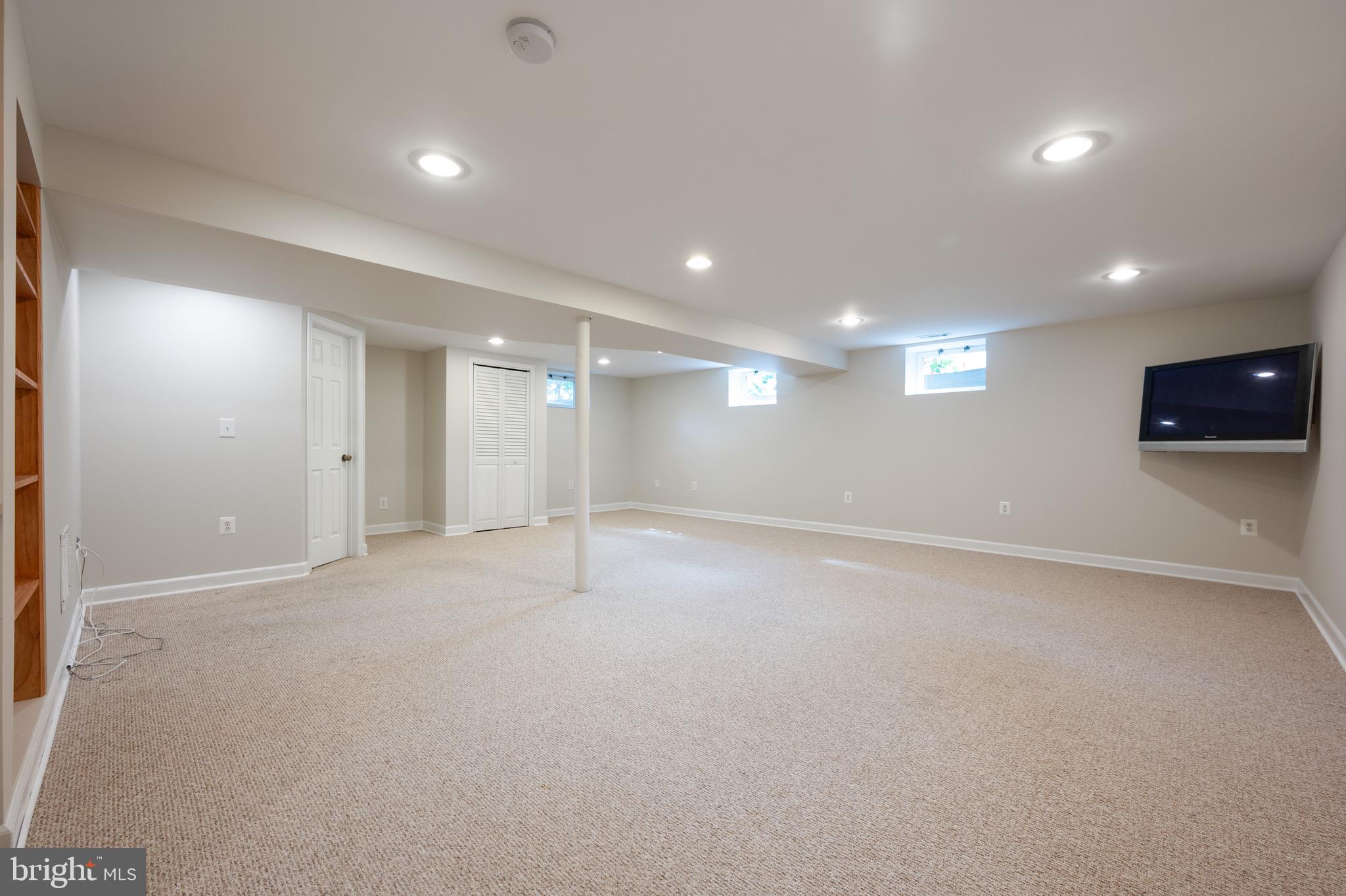 HOLLIN HALL VILLAGE - Residential