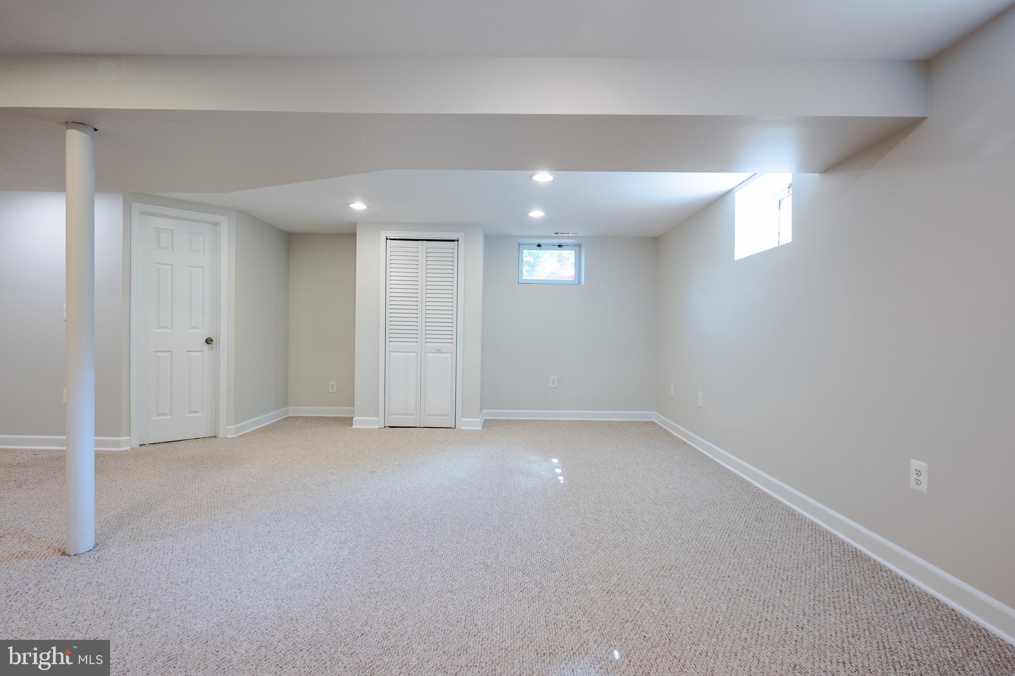 HOLLIN HALL VILLAGE - Residential