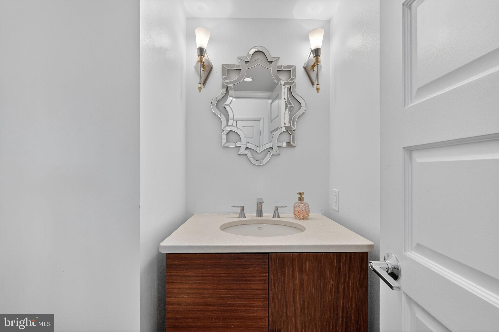 ALEXANDRIA HOUSE - Residential