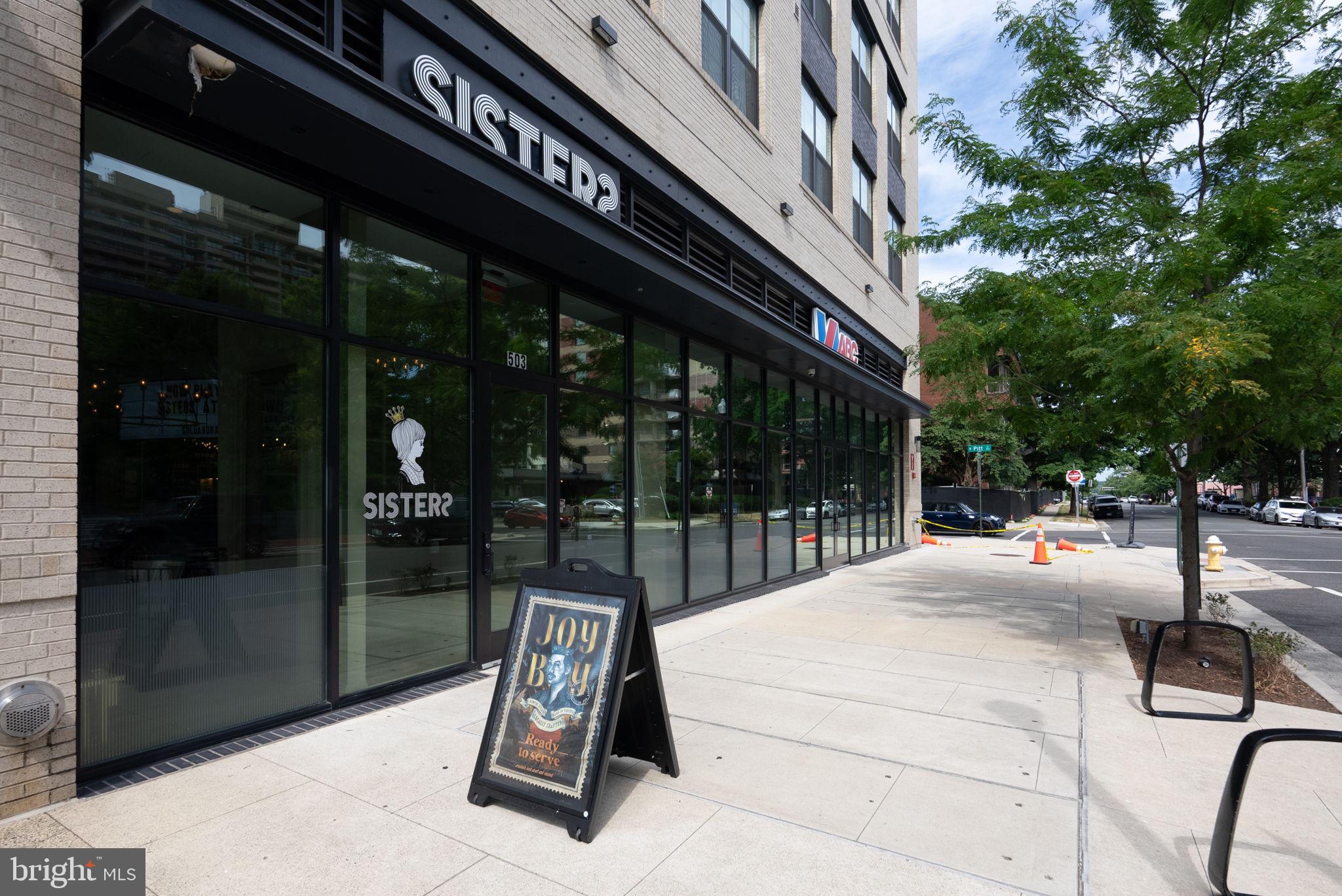 ALEXANDRIA HOUSE - Residential