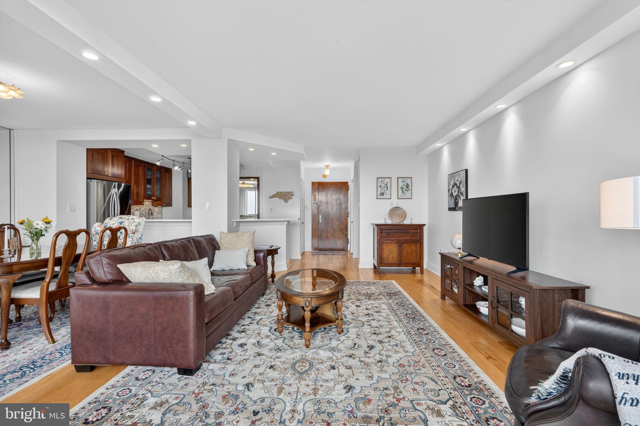 ALEXANDRIA HOUSE - Residential