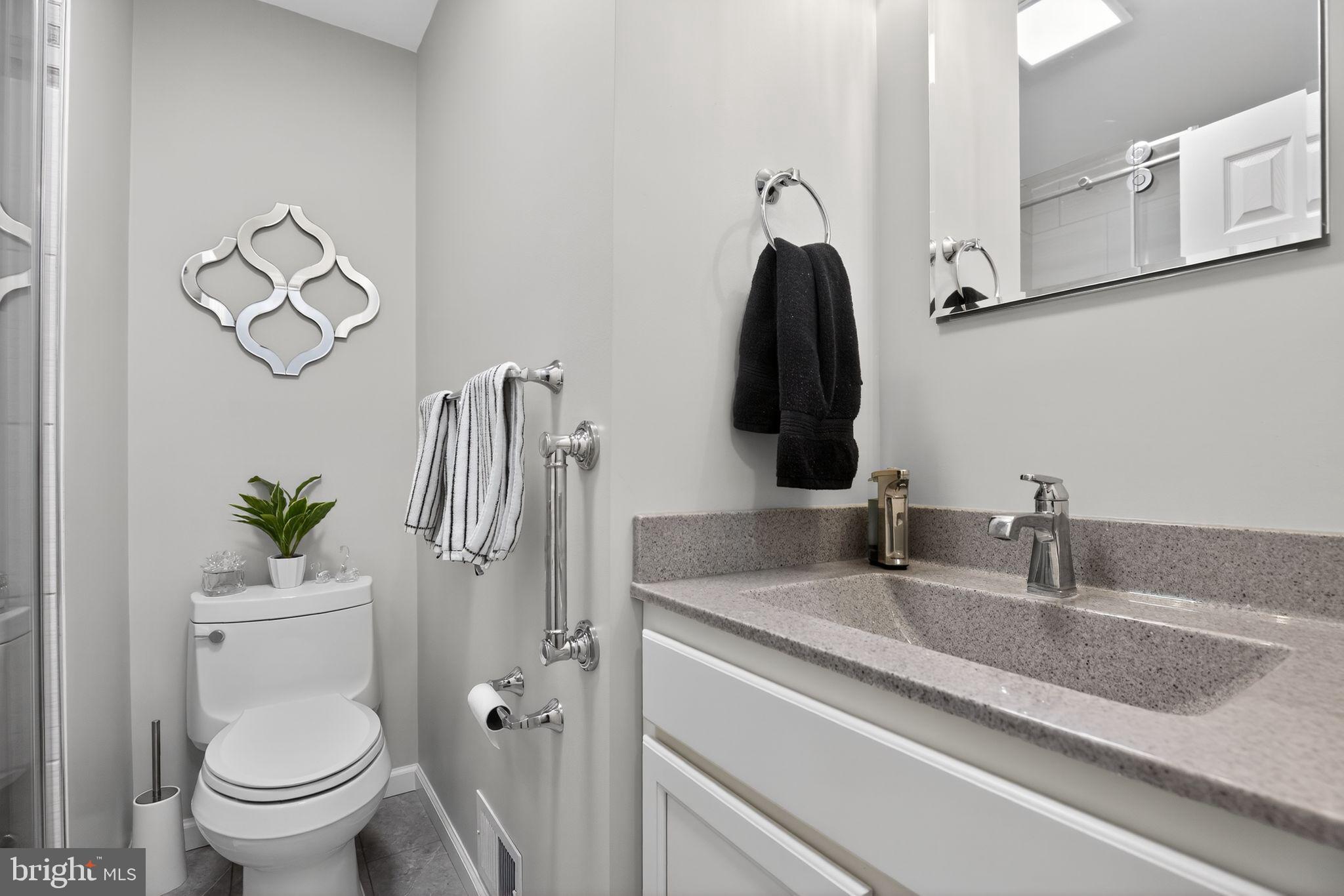 BEVERLY ESTATES - Residential