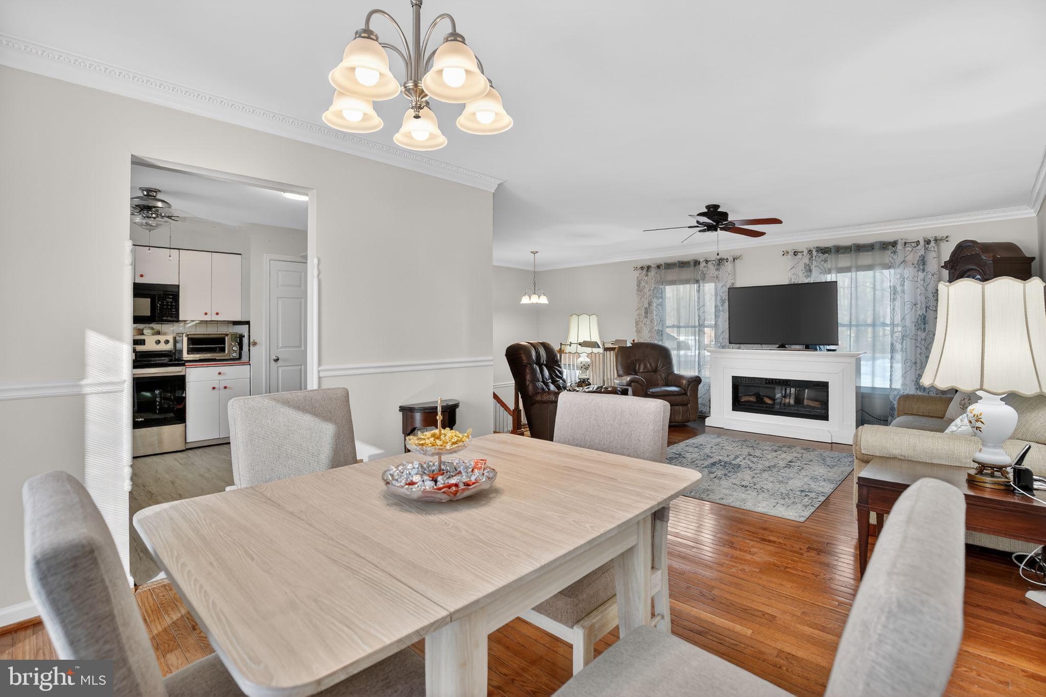 BEVERLY ESTATES - Residential