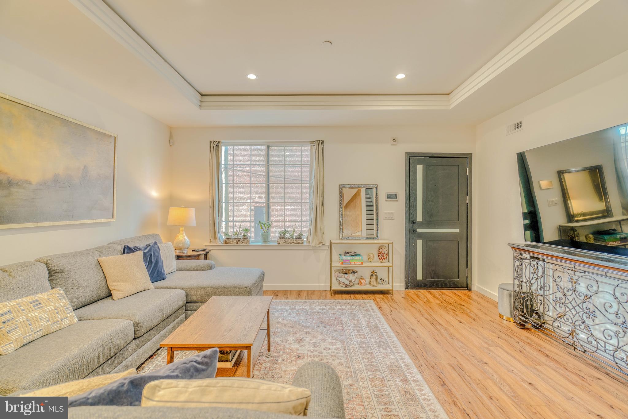 PORT RICHMOND - Residential